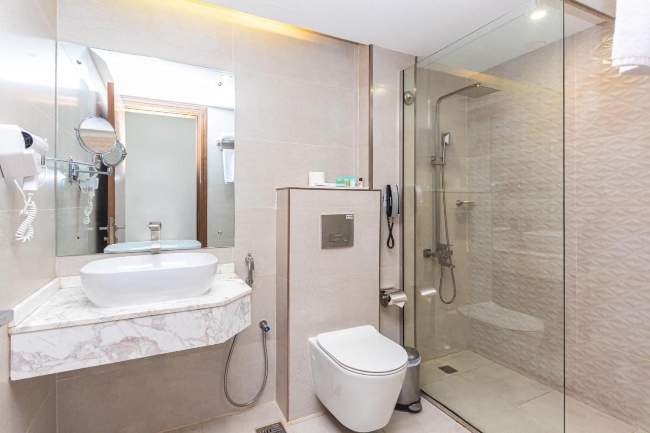 Le Wana Hotel Дубай Экстерьер фото