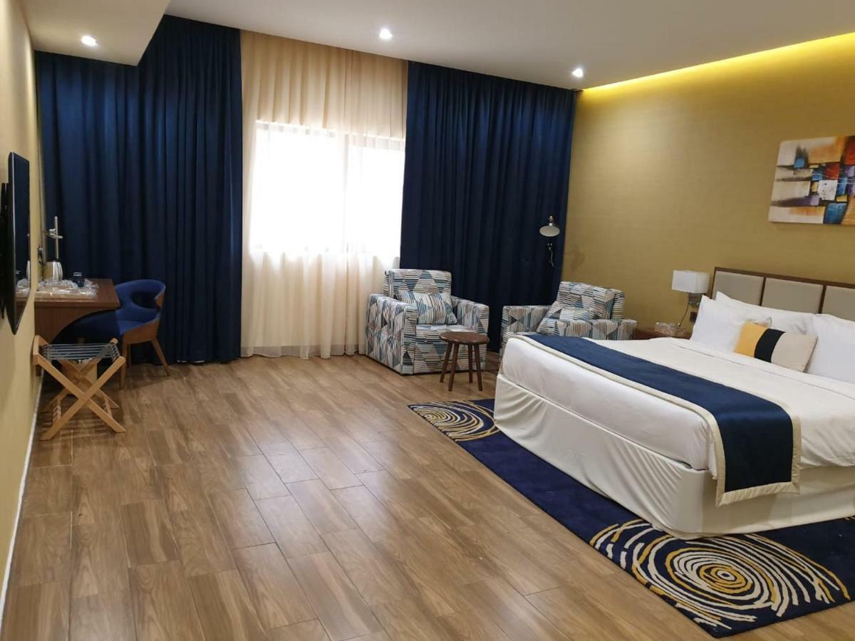 Le Wana Hotel Дубай Экстерьер фото