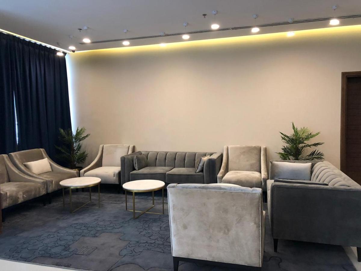 Le Wana Hotel Дубай Экстерьер фото